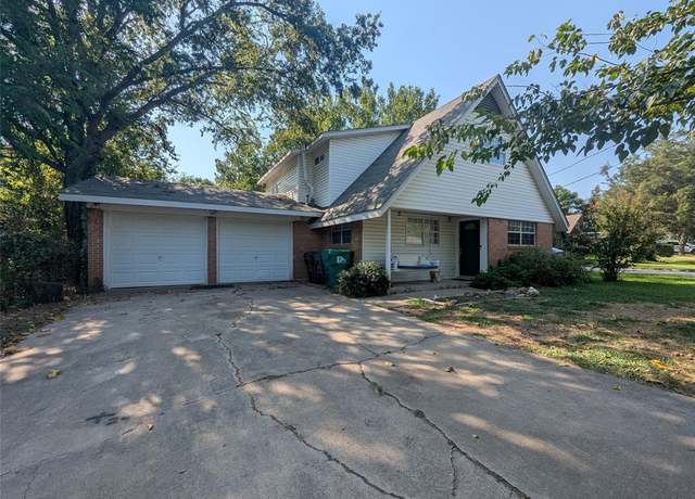 Property at 2924 Longfellow Ln, Denton, TX 76209, 4 beds, 2 baths