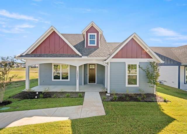 Property at 10851 Eva Mae Blvd, Grand Prairie, TX 76065, 3 beds, 2 baths
