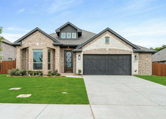 Property at 837 Rusty Run Dr, Midlothian, TX 76065, 4 beds, 3 baths