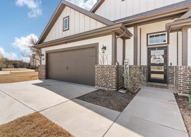 Property at 849 Holbrook Rd, Springtown, TX 76082, 4 beds, 2 baths