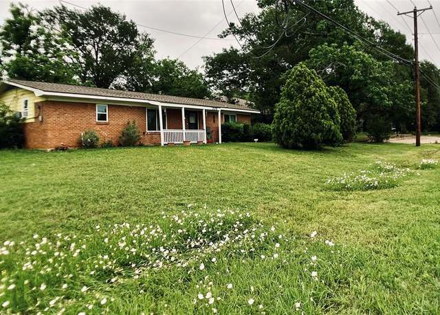 Property at 708 W Grove St, Kaufman, TX 75142, 2 beds, 1 bath