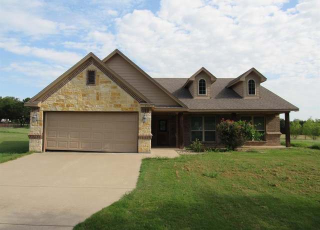 Property at 212 Star Ranch Dr, Whitney, TX 76692, 3 beds, 2 baths