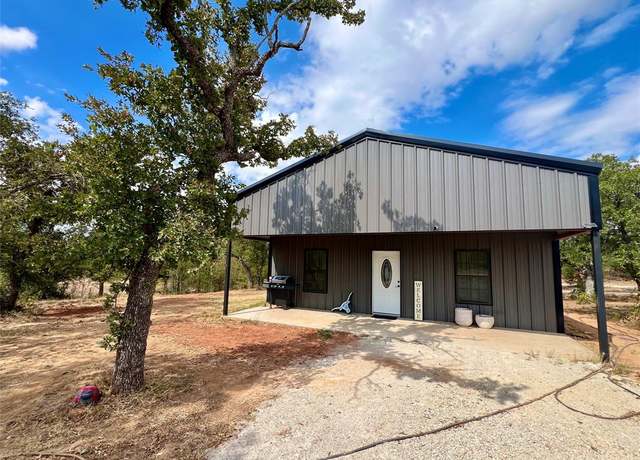 Property at 565 Medlan Chapel Rd, Graham, TX 76450, 2 beds, 1 bath