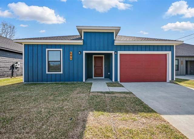 Property at 506 Broadway, Whitesboro, TX 76273, 3 beds, 2 baths