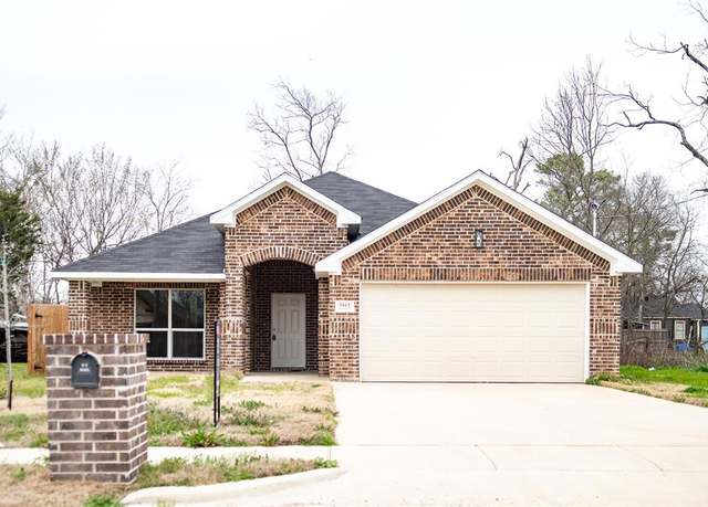 Property at 3912 Oneal St, Greenville, TX 75401, 3 beds, 2.5 baths