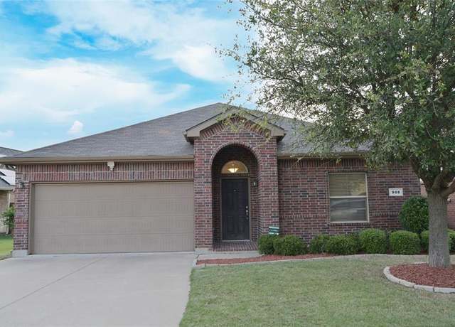 Property at 908 Rutgers Ct, Fort Worth, TX 76120, 3 beds, 2 baths