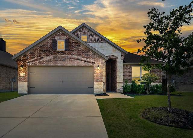 Property at 3129 Greymoore Dr, Anna, TX 75409, 3 beds, 2 baths