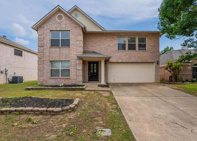 Property at 5220 Dillon Cir, Haltom City, TX 76137, 4 beds, 2.5 baths
