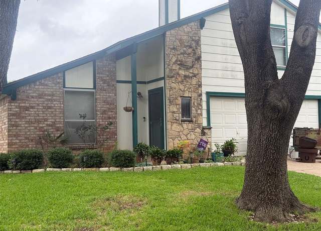 Property at 1011 Blue Jay Dr, Mansfield, TX 76063, 4 beds, 3 baths
