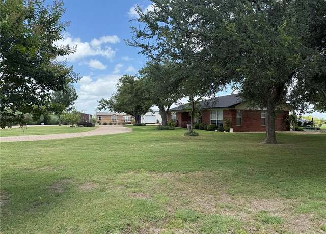 Property at 342 Roxy Rd, Venus, TX 76084, 3 beds, 2 baths