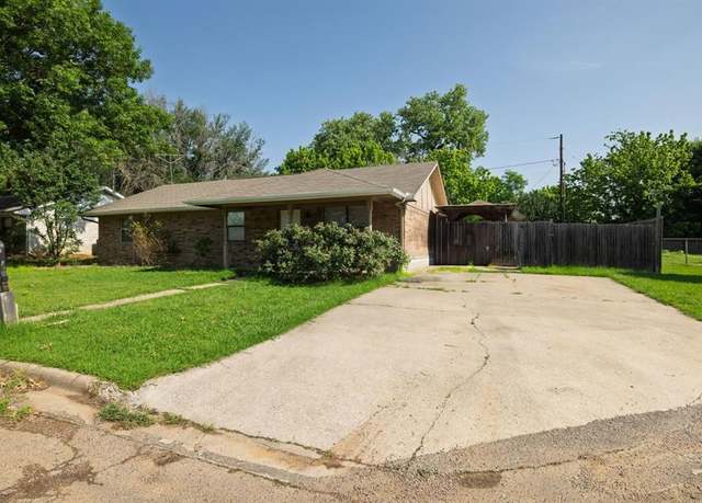 Property at 311 Denton Ct, Collinsville, TX 76233, 3 beds, 2 baths