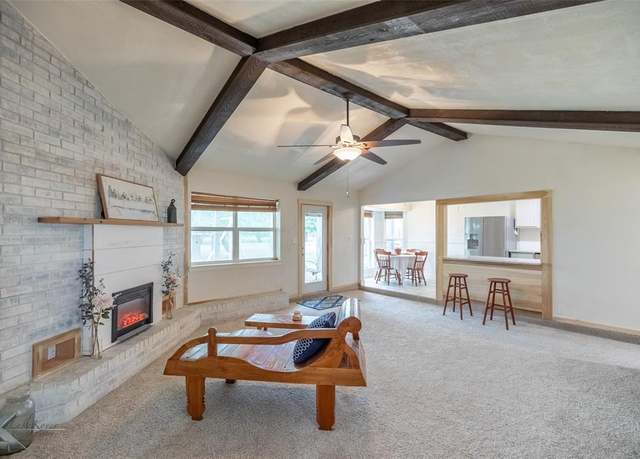 Property at 130 Fieldstone Rd, Abilene, TX 79602, 4 beds, 2 baths