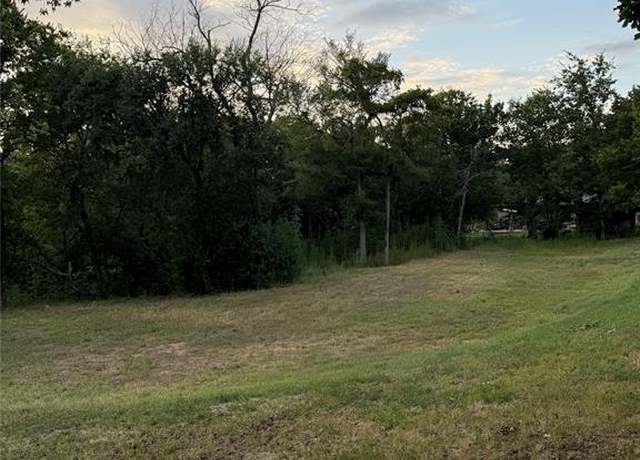 Property at 1401 W Texas St, Denison, TX 75020