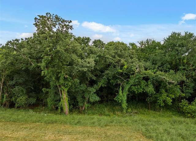 Property at 224 Stuart St, Paradise, TX 76073