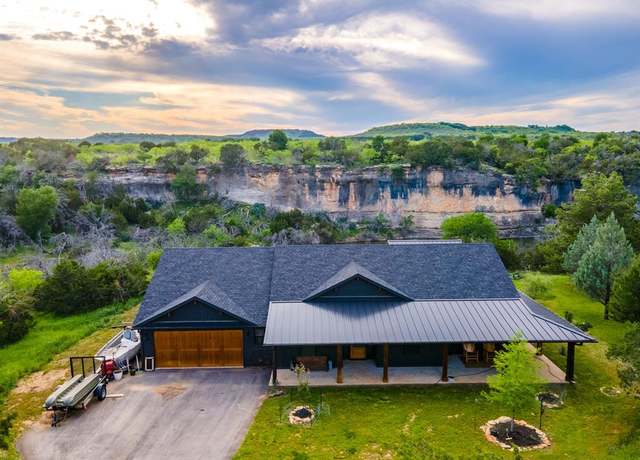 Property at 2040 Bluff Creek Dr, Strawn, TX 76475, 5 beds, 3 baths