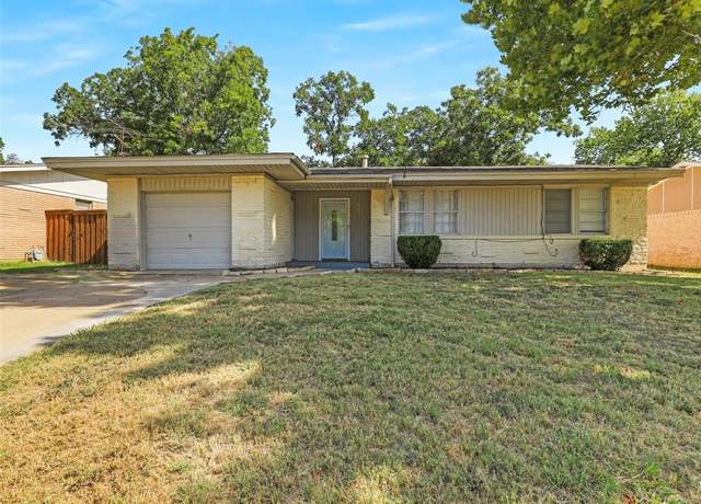 Property at 2517 E Mitchell St, Arlington, TX 76010, 3 beds, 1 bath