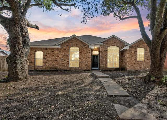 Property at 716 Oteca Dr, Desoto, TX 75115, 4 beds, 2 baths
