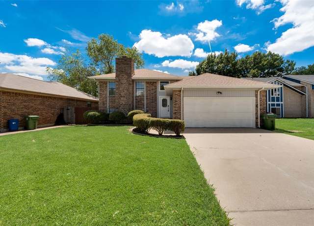 Property at 7616 Jamie Renee Ln, North Richland Hills, TX 76182, 4 beds, 2.5 baths