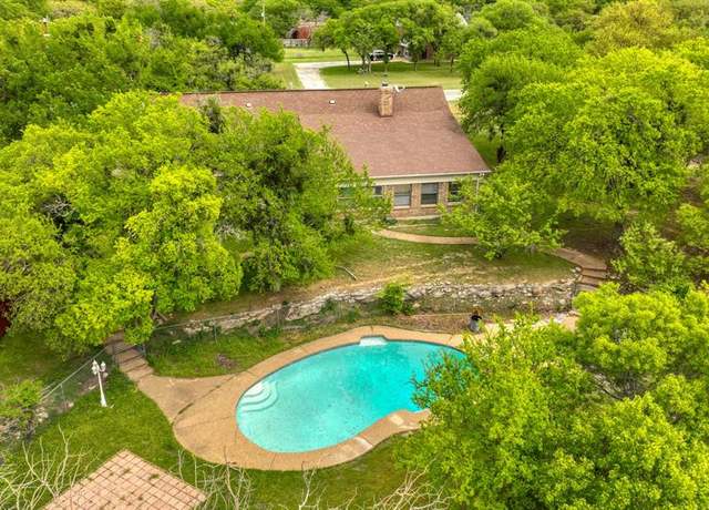 Property at 608 Knights Bridge Rd, Willow Park, TX 76087, 3 beds, 2 baths
