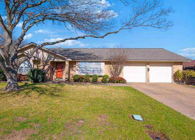 Property at 6504 Welch Ave, Fort Worth, TX 76133, 3 beds, 2 baths