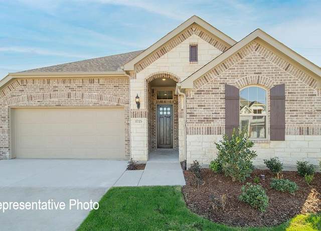 Property at 4924 Hitching Post Dr, Fort Worth, TX 76036, 3 beds, 2 baths