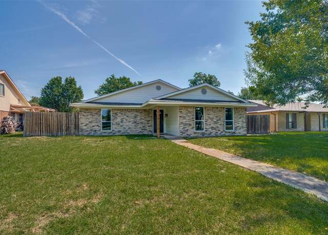 Property at 1829 Castle Dr, Garland, TX 75040, 5 beds, 2 baths