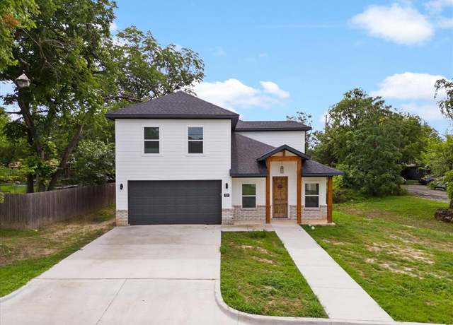 Property at 709 S Church St, Decatur, TX 76234, 3 beds, 2.5 baths