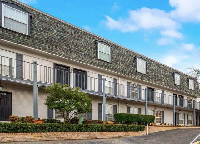 Property at 7801 Royal Ln, Dallas, TX 75230, 1 bed, 1.5 baths