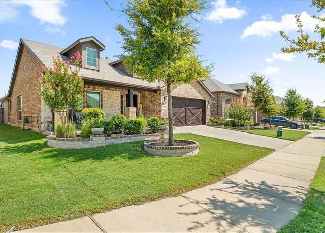 Property at 1405 Summit View Ln, Little Elm, TX 76227, 4 beds, 2 baths