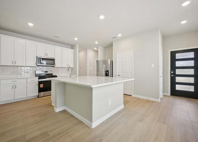 Property at 508 Cottner Dr, Mckinney, TX 75071, 3 beds, 2 baths