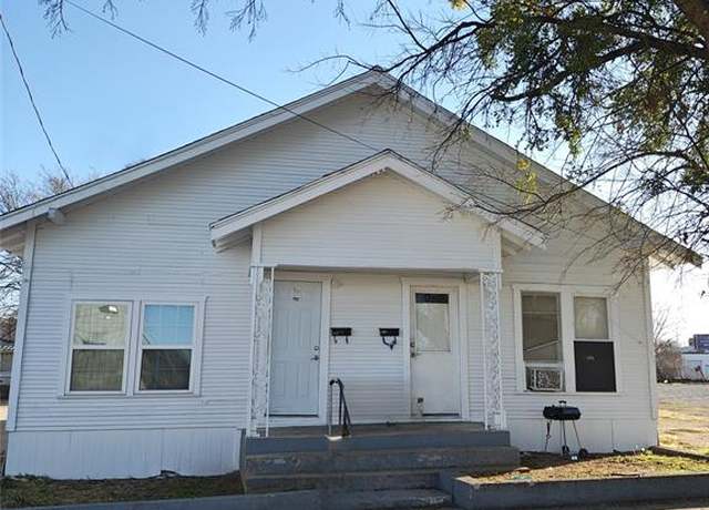 Property at 404 W Lee St, Brownwood, TX 76801, 1 bed, 1 bath