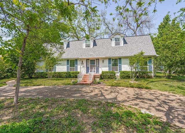 Property at 1050 Forest Grove Dr, Dallas, TX 75218, 4 beds, 4 baths