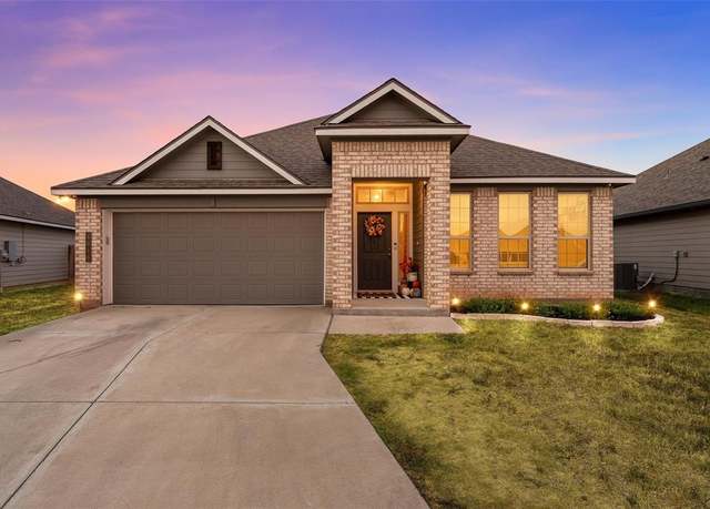 Property at 4016 Bravo Ranch Rd, Waco, TX 76705, 3 beds, 2 baths