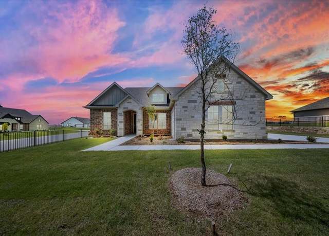 Property at 111 Clear Creek Ln, New Fairview, TX 76078, 4 beds, 3 baths
