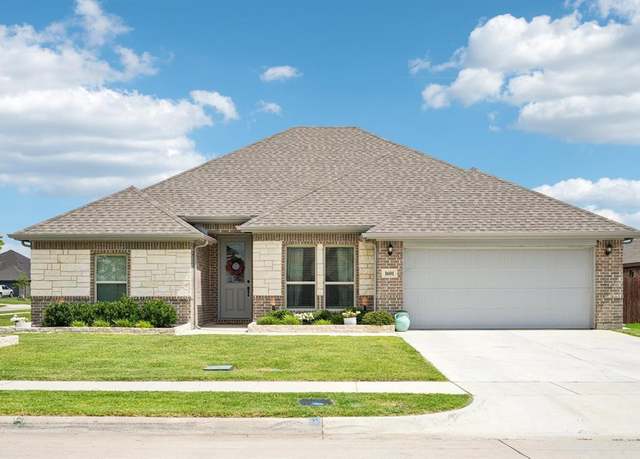 Property at 1601 Wagon Wheel Way, Krum, TX 76249, 4 beds, 3 baths