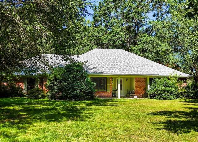 Property at 10788 County Road 225, Tyler, TX 75707, 3 beds, 2 baths