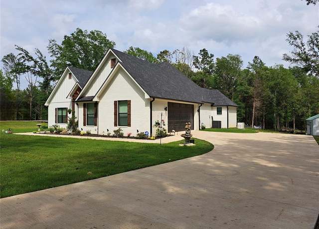 Property at 12890 County Road 463, Tyler, TX 75706, 5 beds, 2 baths