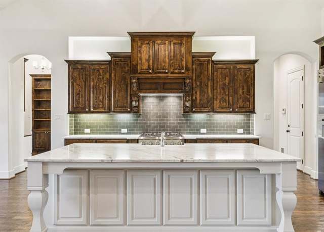 Property at 3708 Ledgestone Ct, Richardson, TX 75082, 5 beds, 5.5 baths