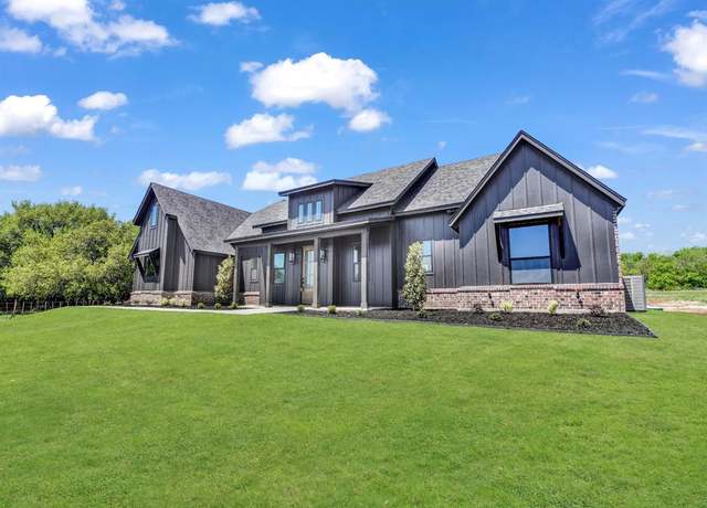 Property at 3410 Farm Land Ct, Granbury, TX 76048, 4 beds, 2.5 baths