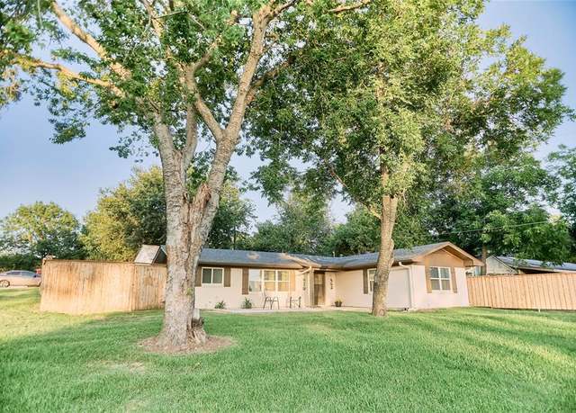 Property at 7408 Scenic Dr, Lone Oak, TX 75453, 2 beds, 1.5 baths