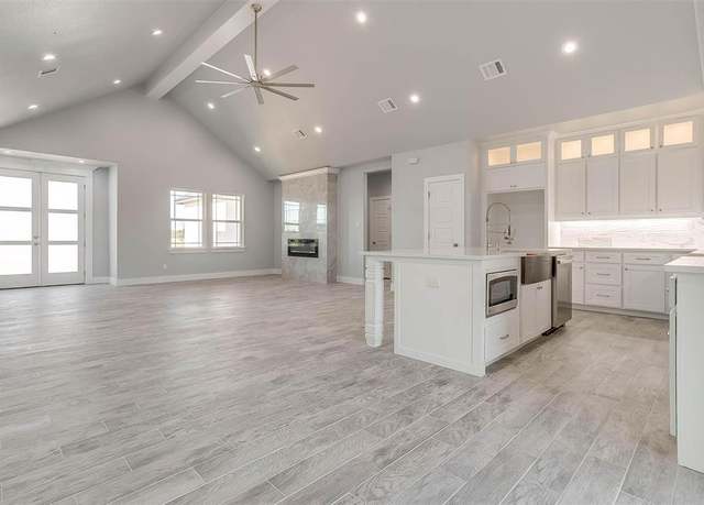 Property at 580 Highview Ct, Godley, TX 76044, 4 beds, 2.5 baths