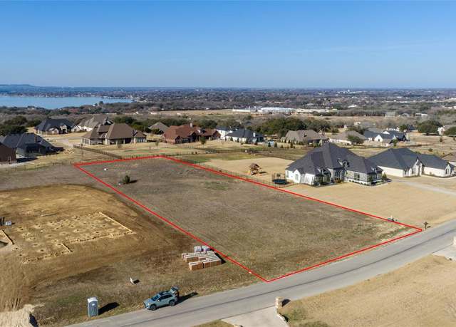 Property at 229 Martin Dr, Granbury, TX 76049