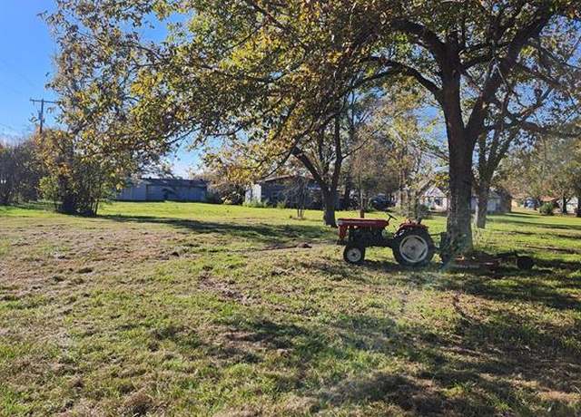 Property at 6419 Locust St, Murchison, TX 75778