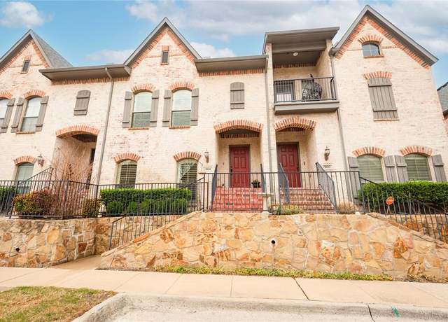 Property at 1904 Desoto Dr, Mckinney, TX 75072, 2 beds, 2.5 baths