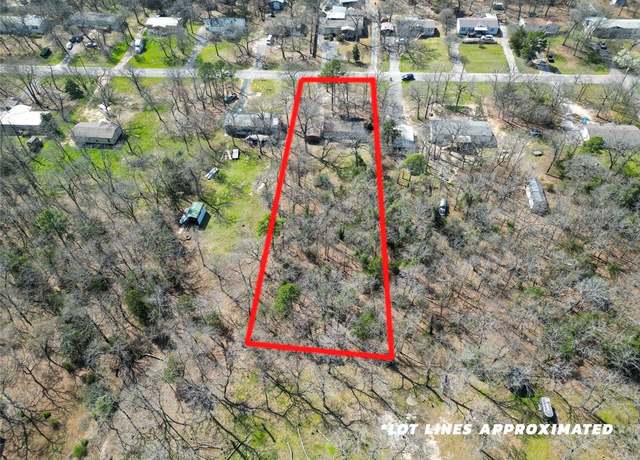 Property at 17256 Countrywood, Lindale, TX 75771, 3 beds, 2 baths