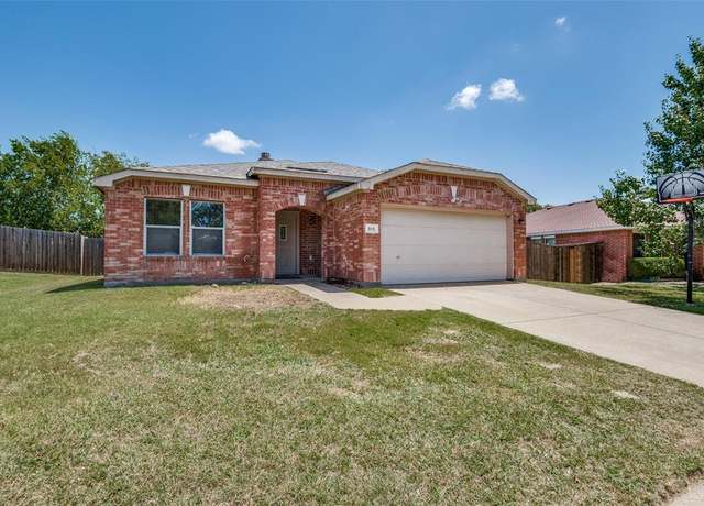 Property at 513 King St, Cedar Hill, TX 75104, 3 beds, 2 baths