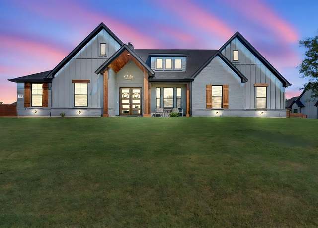 Property at 50 Anna Leigh Dr, Waxahachie, TX 75167, 4 beds, 2 baths