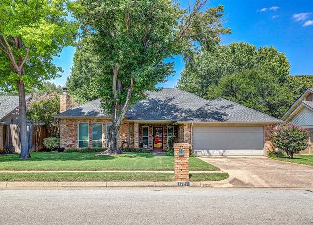 Property at 1721 Saxon Dr, Bedford, TX 76021, 3 beds, 2 baths