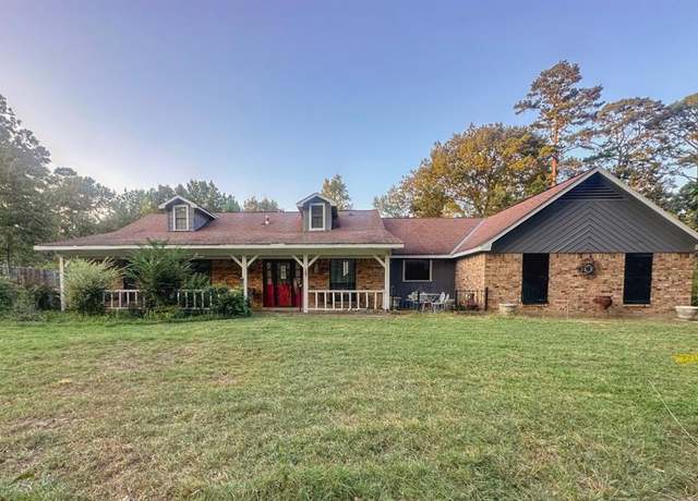 Property at 6374 Pawnee Trl, Shreveport, LA 71107, 4 beds, 2 baths