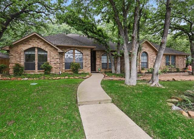 Property at 2420 Cross Timbers Trl, Arlington, TX 76006, 3 beds, 2 baths